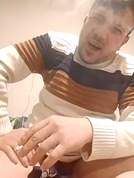 Canercakan Adlı Modelin Canlı XXX Sohbeti