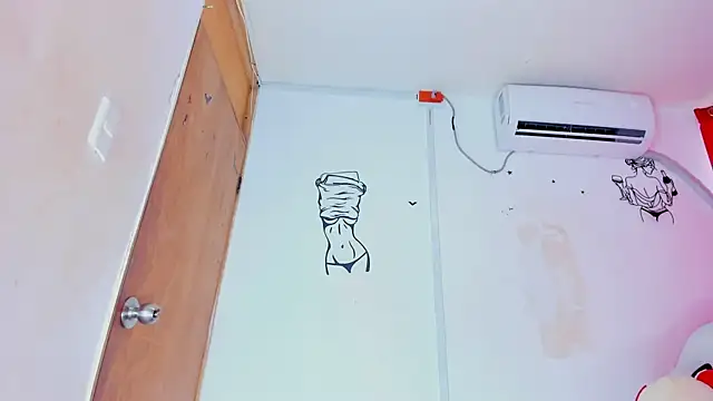 Emily_Coper18 Obrolan Langsung XXX