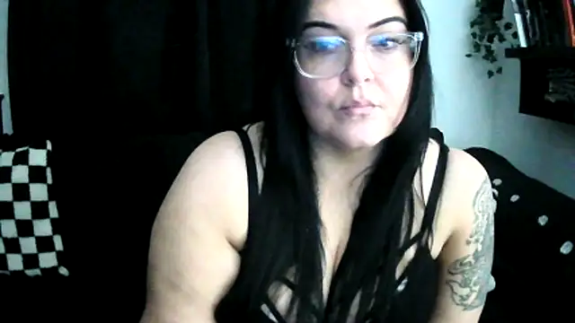 Miss_CurvesXXX: απευθείας συνομιλία ΧΧΧ