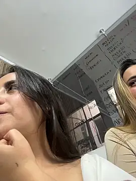 Antonella_Julieta Live XXX Chat