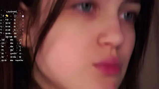 EffieHenri Live XXX-Chat