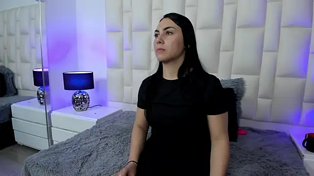 دردشة Ariana_rouse الجنسية المباشرة