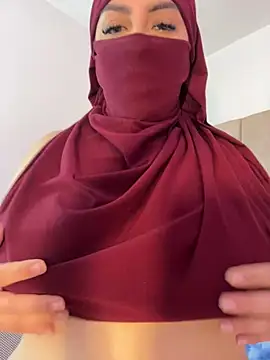 rashaaa_ Show in webcam