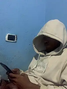 mondacuo3000's Live XXX Chat