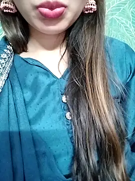 Noor_Darliing Adlı Modelin Canlı XXX Sohbeti