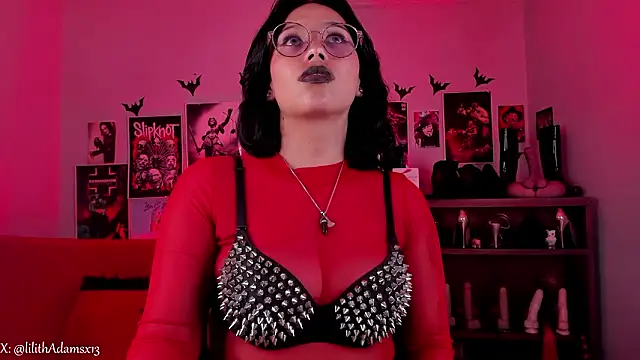 lilith-deveraux 现场XXX聊天