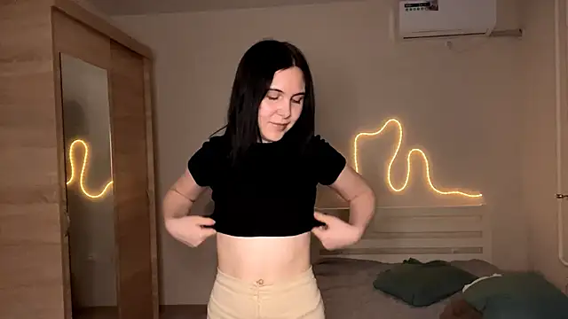 MyraLitterers' Live XXX Chat