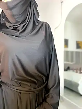 Show modela aminaa_ na web-kameri