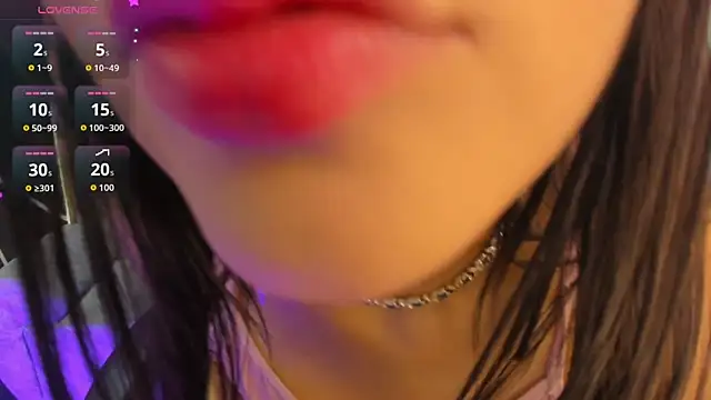 XXX chat uživo modela KarelyMitchel