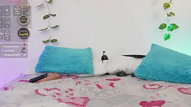 Chat XXX Live saraBow