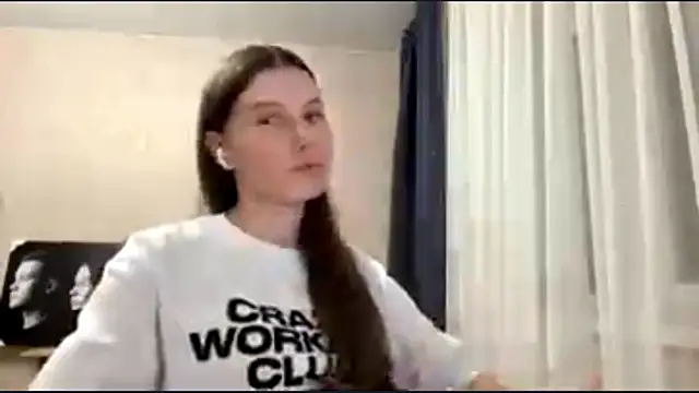 CloudyTube's Webcam Show