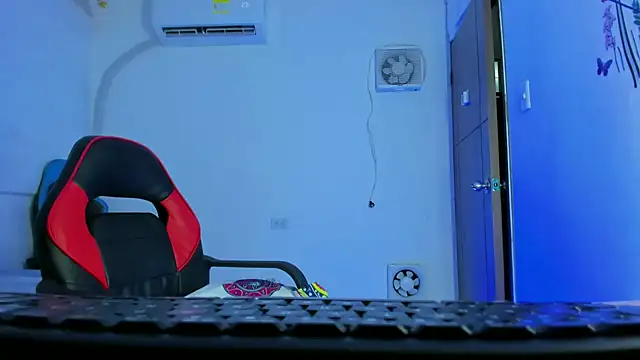 Lunastar02 live XXX chat