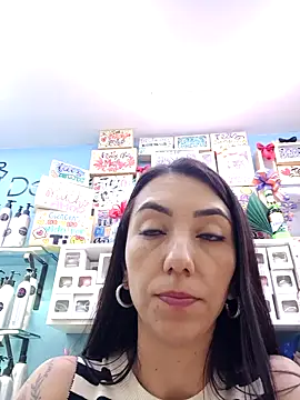 LunaZambrano's Live XXX Chat