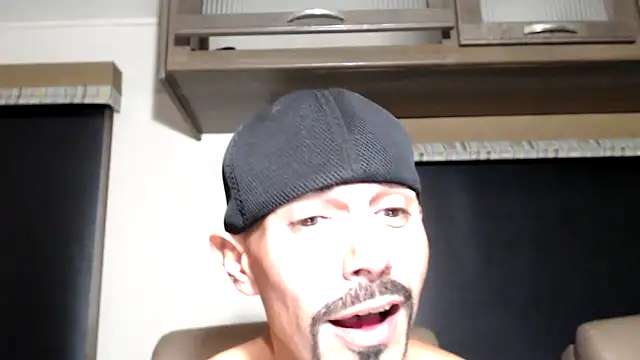 Chat +18 de ThickD2C ao vivo