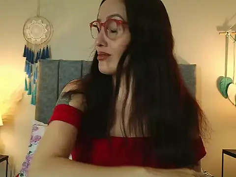 IberianMoonMK Chat XXX live