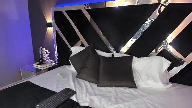 دردشة LolaGray__ الجنسية المباشرة