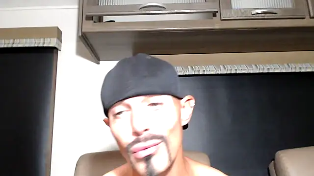 Chat XXX en directo de ThickD2C