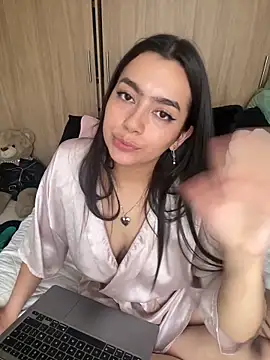 Nicollemays' Live XXX Chat