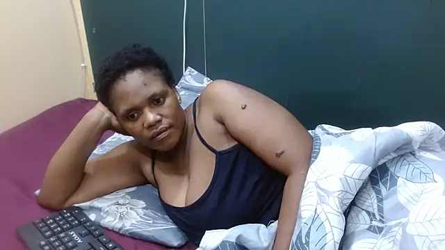 FATTYPUSSY31 live XXX chat