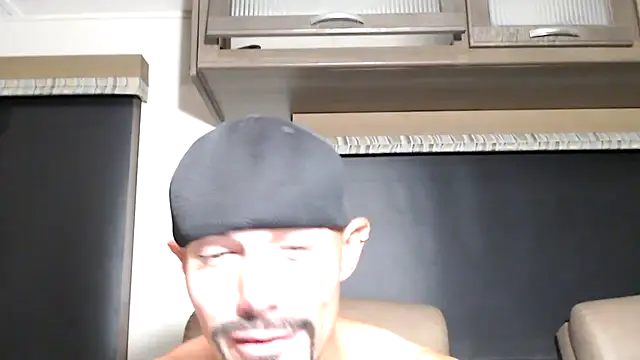 ThickD2C Live XXX-Chat