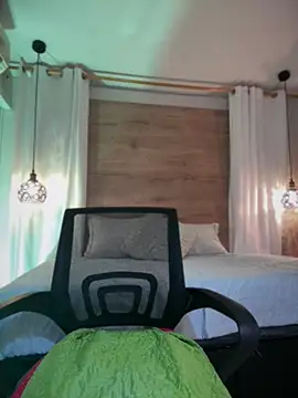 Czat XXX na żywo – halaaa_1