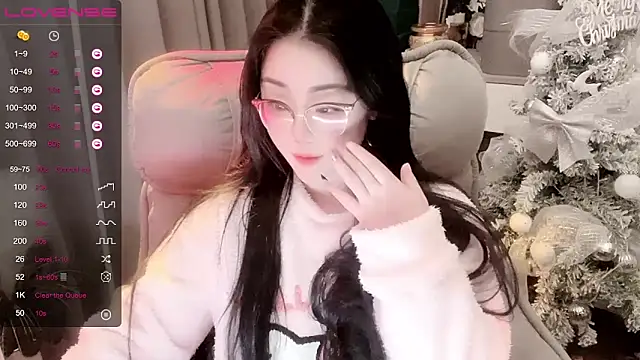 Monica-666888- 现场XXX聊天