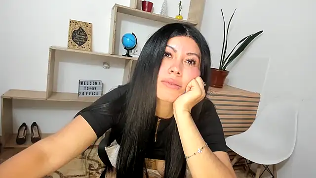 แชท XXX สดของ Tania_mature