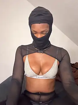 KiaraAmara Live XXX Chat