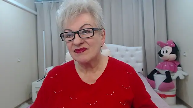 KayleSmoll Adlı Modelin Canlı XXX Sohbeti