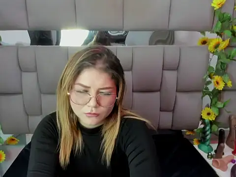 JuliettaRousse69 Obrolan Langsung XXX