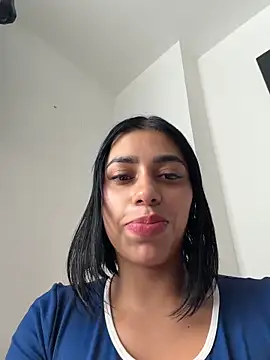 AlannaEvons' Webcam Show