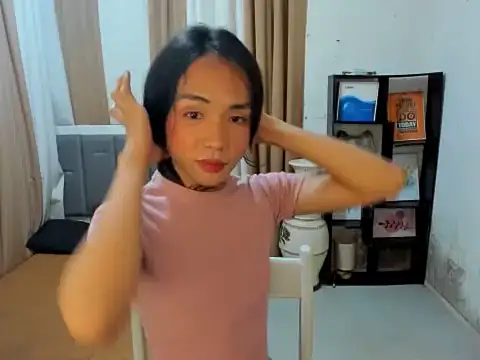 BigCockKiara Pertunjukan Webcam