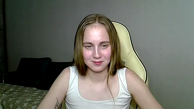 christimontero Adlı Modelin Canlı XXX Sohbeti