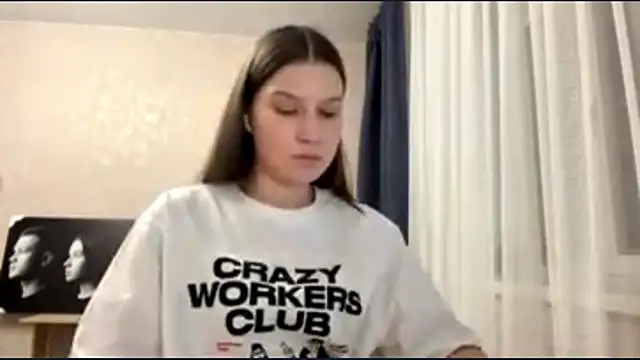 Chat +18 de CloudyTube ao vivo