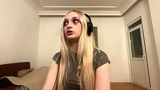 ArielBoniern Webbikameraesitys