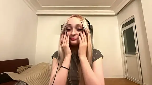 XXX chat uživo modela ArielBonier