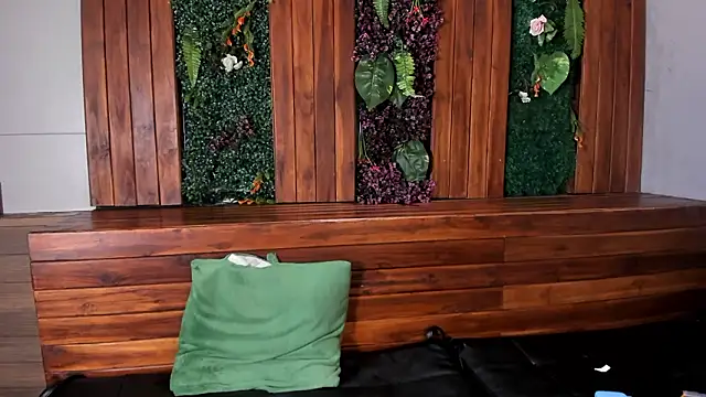 AustinJones_ Adlı Modelin Canlı XXX Sohbeti