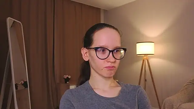 BettyBrowni 现场XXX聊天