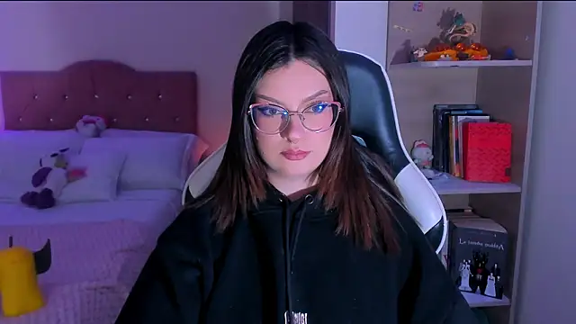 OphelianaRose33 现场XXX聊天