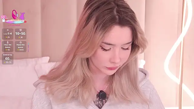 دردشة Nesolla الجنسية المباشرة