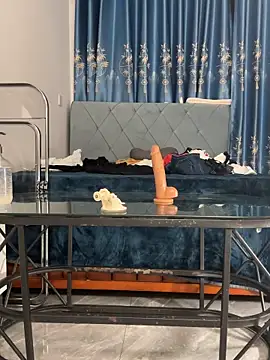 littlesluttycat's Webcam Show