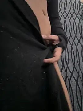 دردشة BabyNyraa الجنسية المباشرة