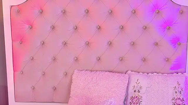 Chatroom XXX en direct de Hana_Stone