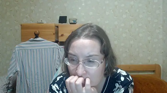 XXX chat uživo modela Smart_Rose