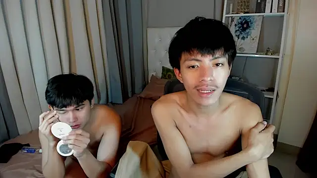 davincihugecock Pertunjukan Webcam