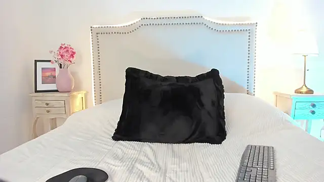 Charlote_Harper Webcam Show