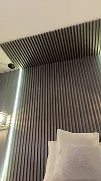 MiaPetit_: απευθείας συνομιλία ΧΧΧ