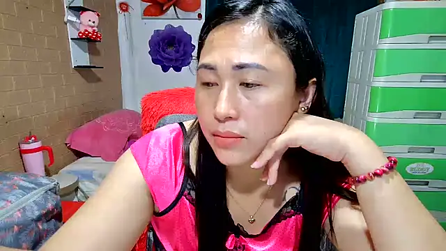 Ugly-Filipina Chat XXX live