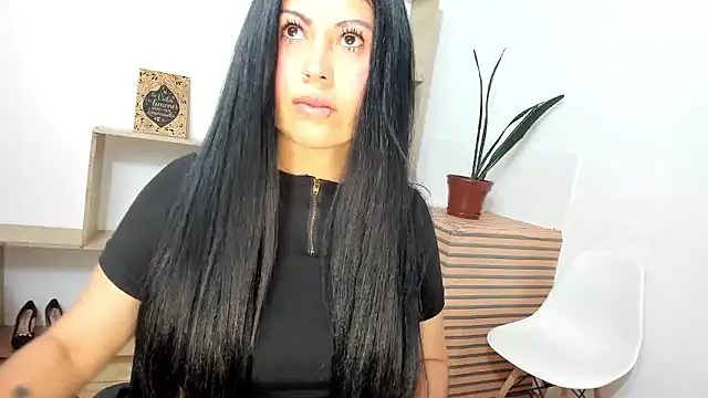 Tania_mature: απευθείας συνομιλία ΧΧΧ