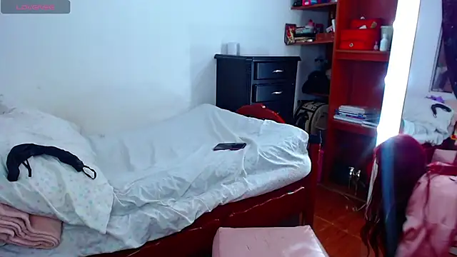 MariamGray1 élő XXX-chatje